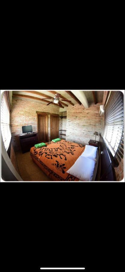 Tavarua Hotel Монтаньїта Екстер'єр фото